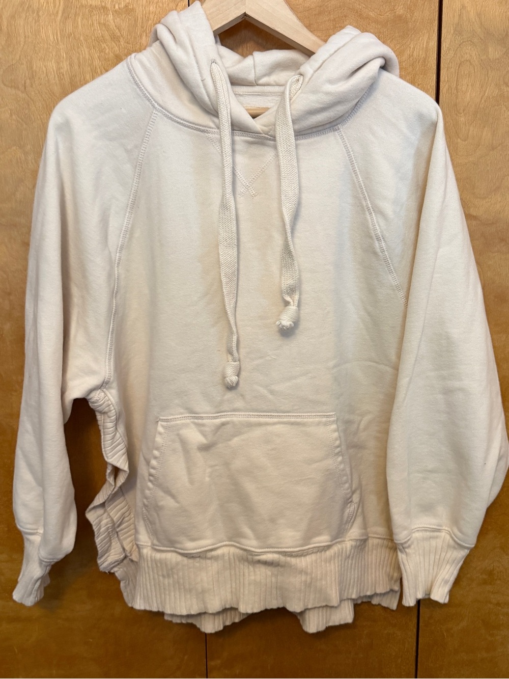 AEO Cream Sweatshirt women size Large